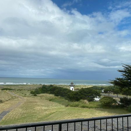 Beachcombers Inn โกลด์บีช ภายนอก รูปภาพ